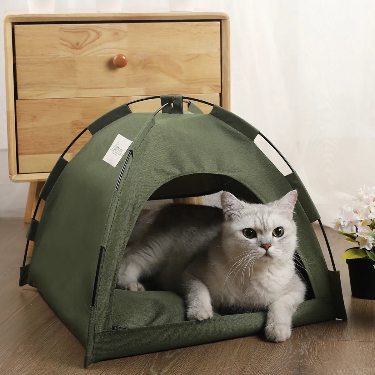 Cozy Cat Tent Bed