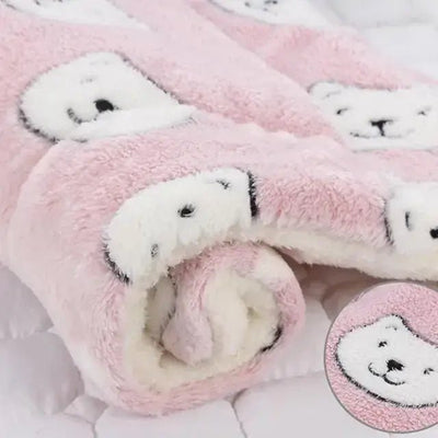 Cozy Pet Blanket - Poochi Paws