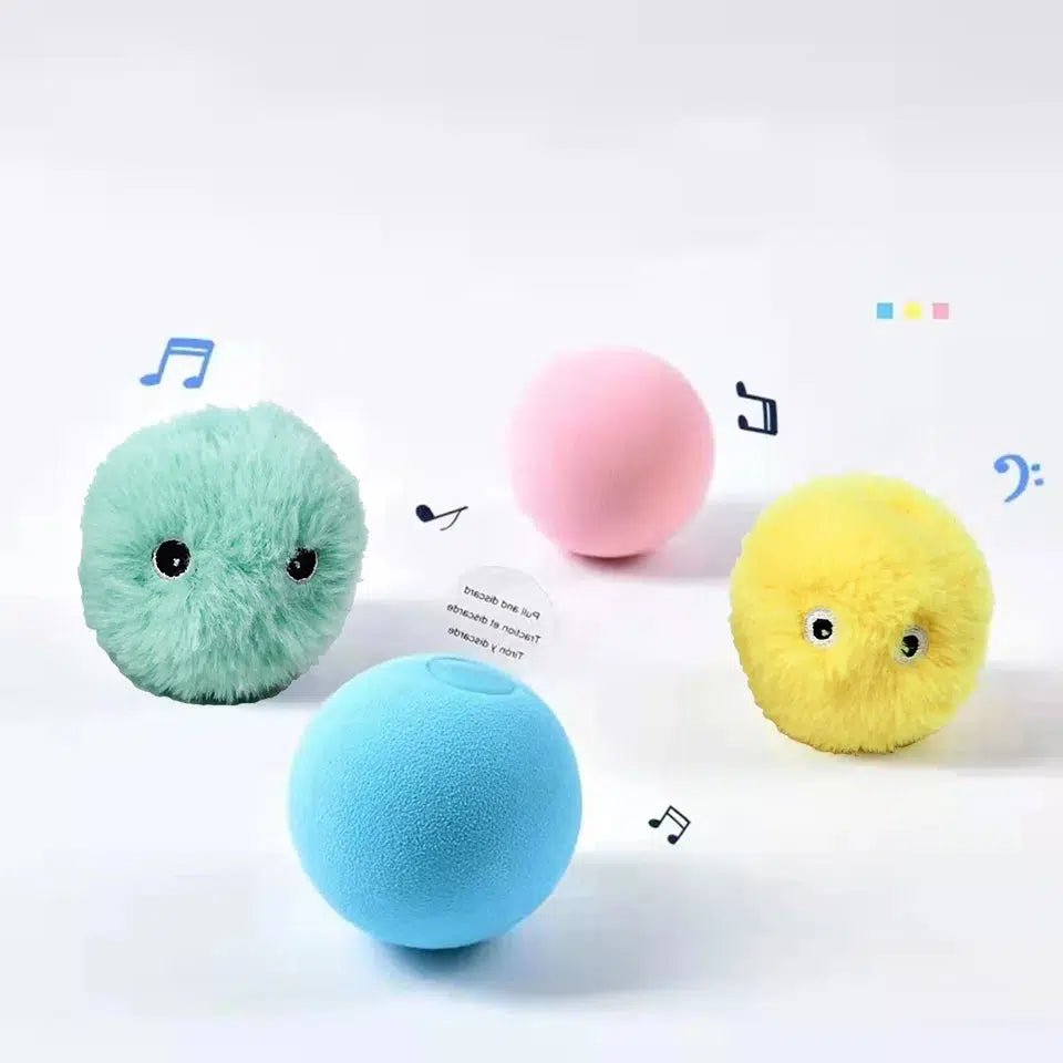 Interactive Catnip Squeak Ball - Poochi Paws