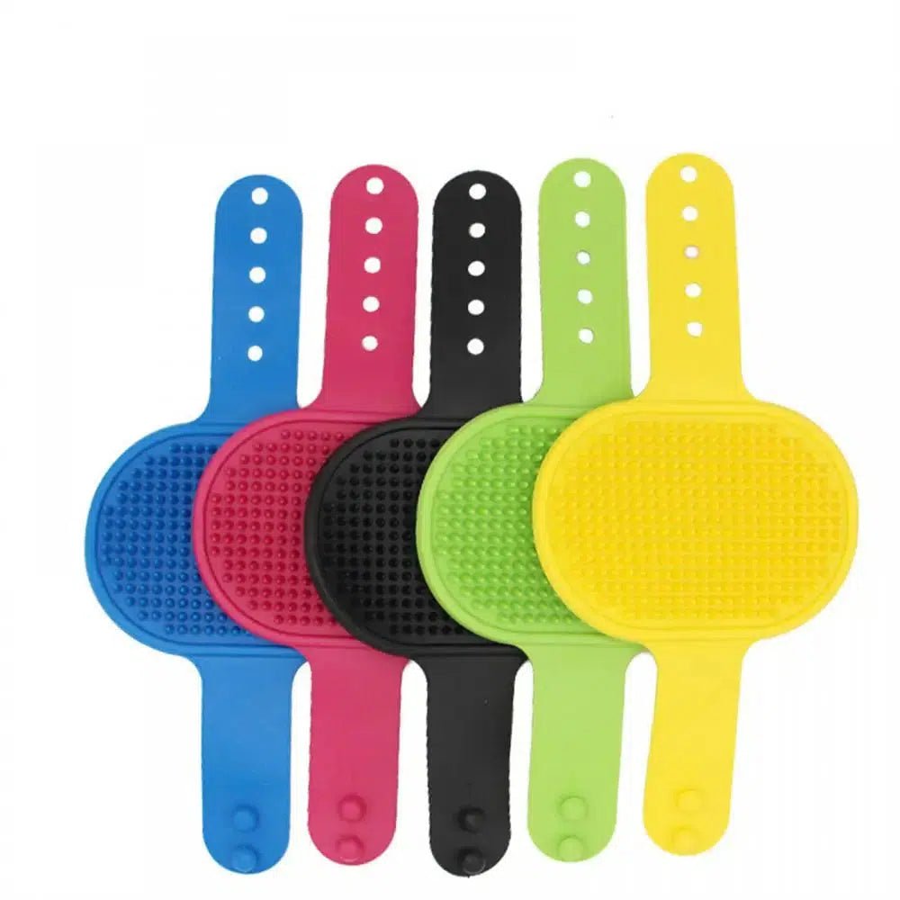 Soft Silicone Pet Brush - Poochi Paws